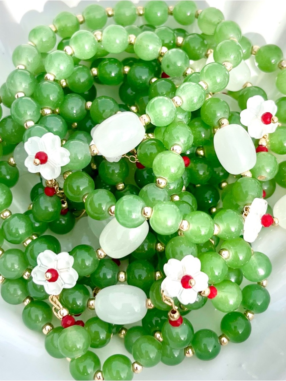 Jade Toned Glass Beaded Bracelet With Flower Charm NWOT